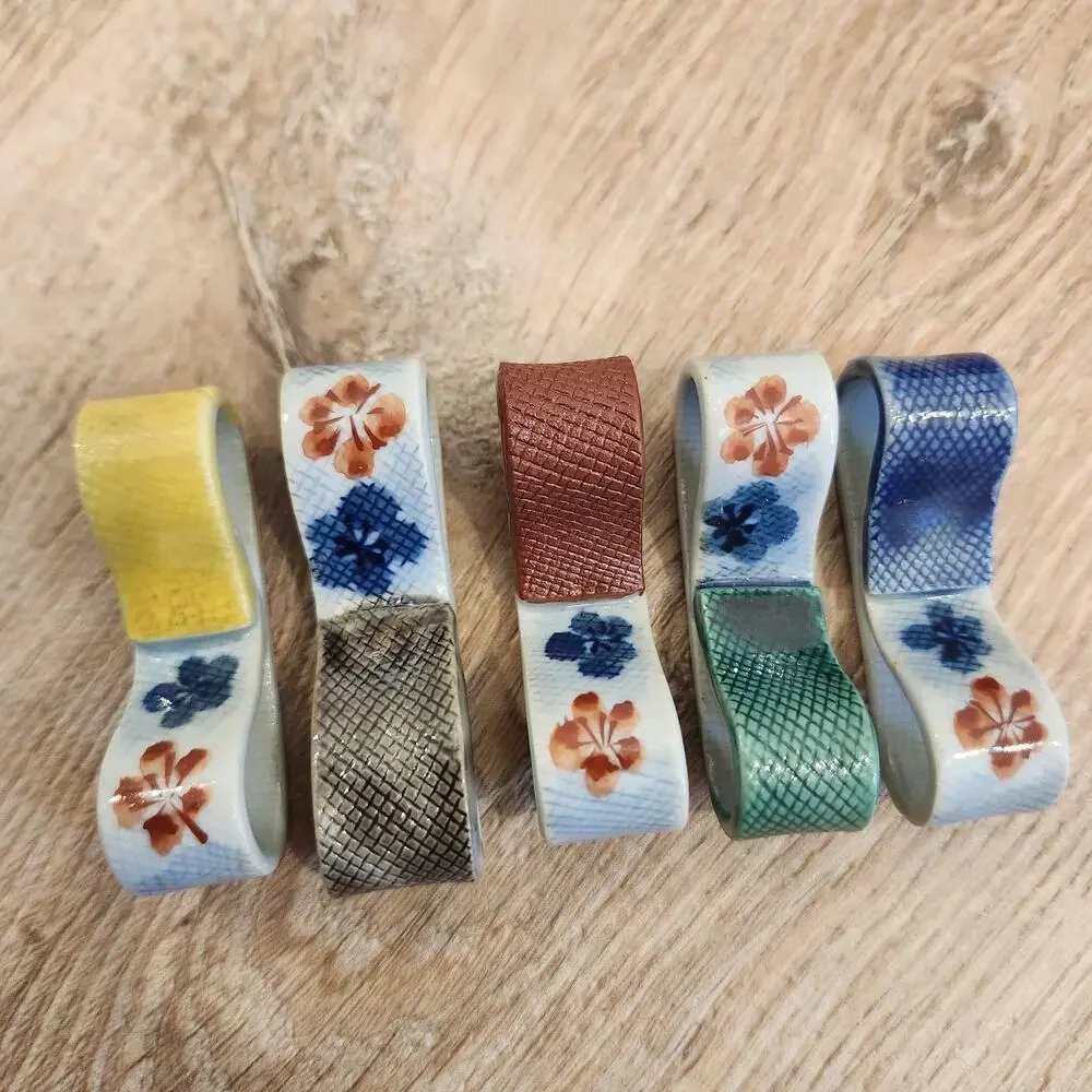 Arita Ware Japan CHOPSTICK REST Imari Porcelain SET of 5 Flowers w/box & papers